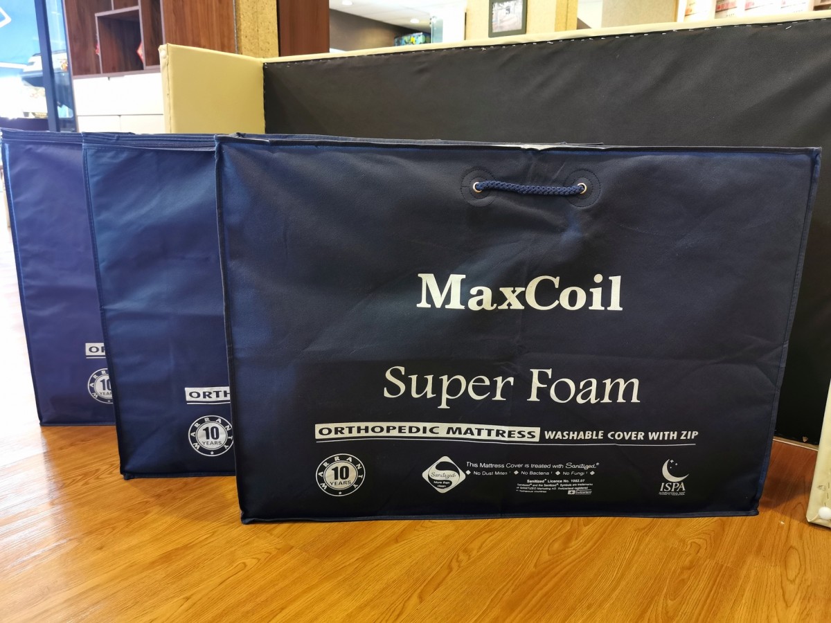 maxcoil super foam foldable mattress