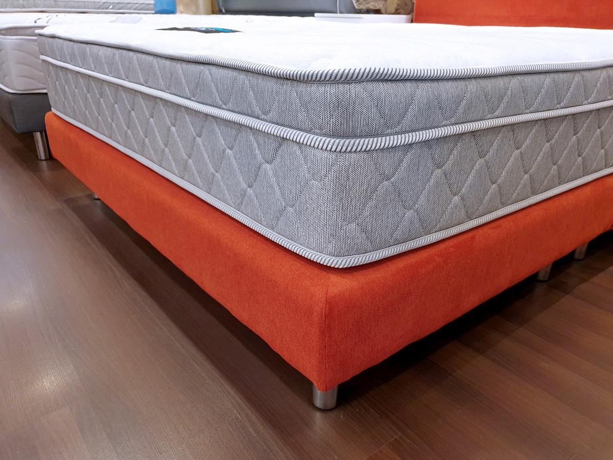 maxcoil pocketed spring mattress